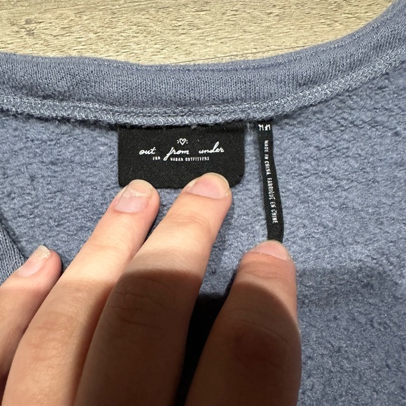 Urban Outfitters Pullover - Picture 3 of 5